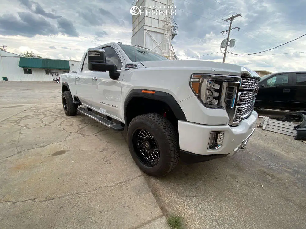1701186-1-2021-sierra-2500-hd-gmc-stock-air-suspension-arkon-off-road-caesar-black